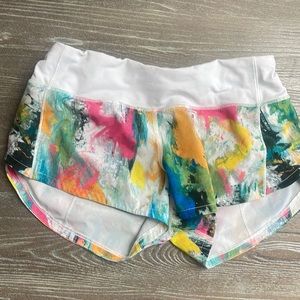 Lululemon 2.5 in seam low rise speed ups